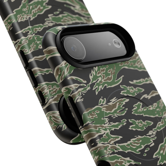 Tiger Stripe LLS Camo MagSafe iPhone 17 Air Field Case