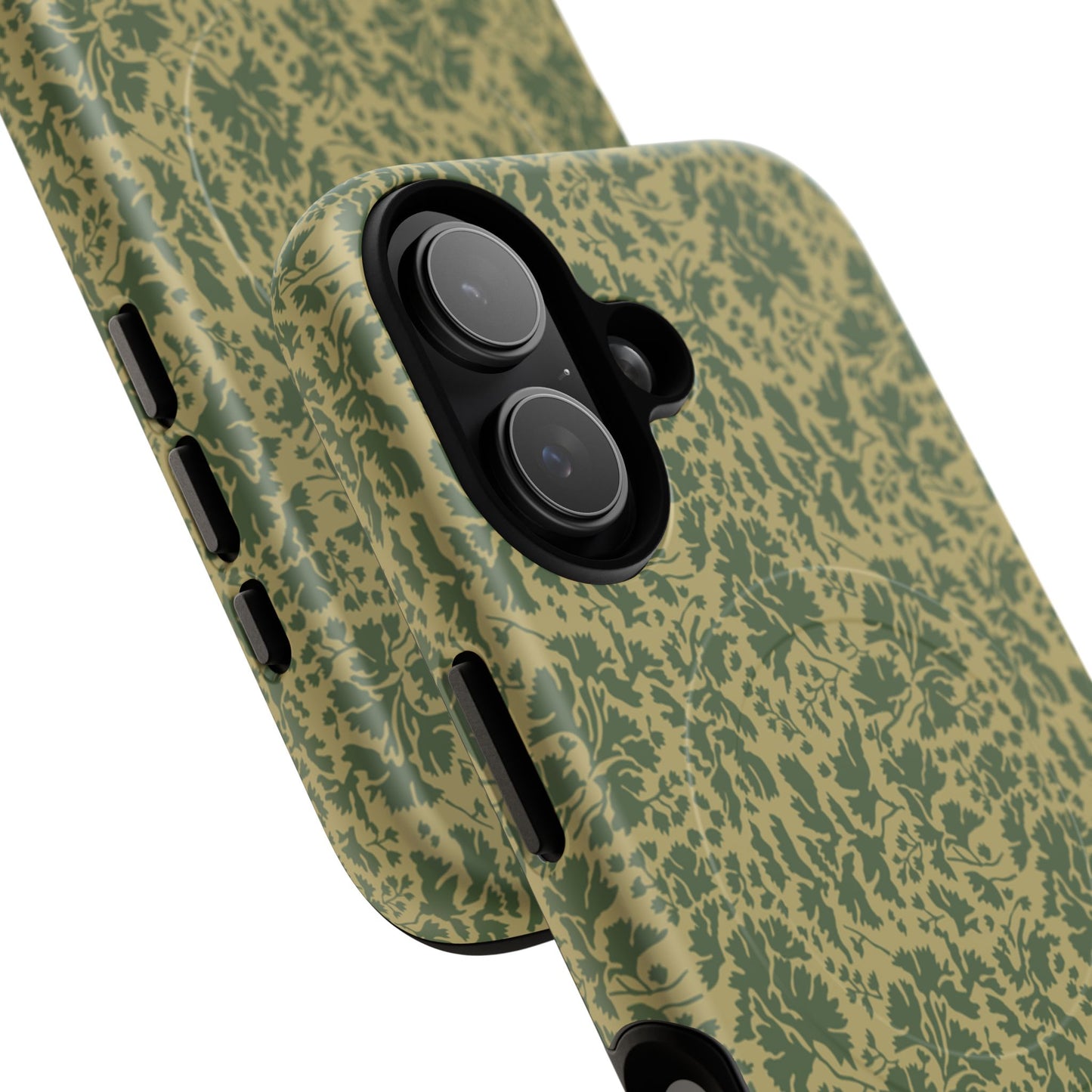Pietruszka Camo MagSafe iPhone 17 Field Case