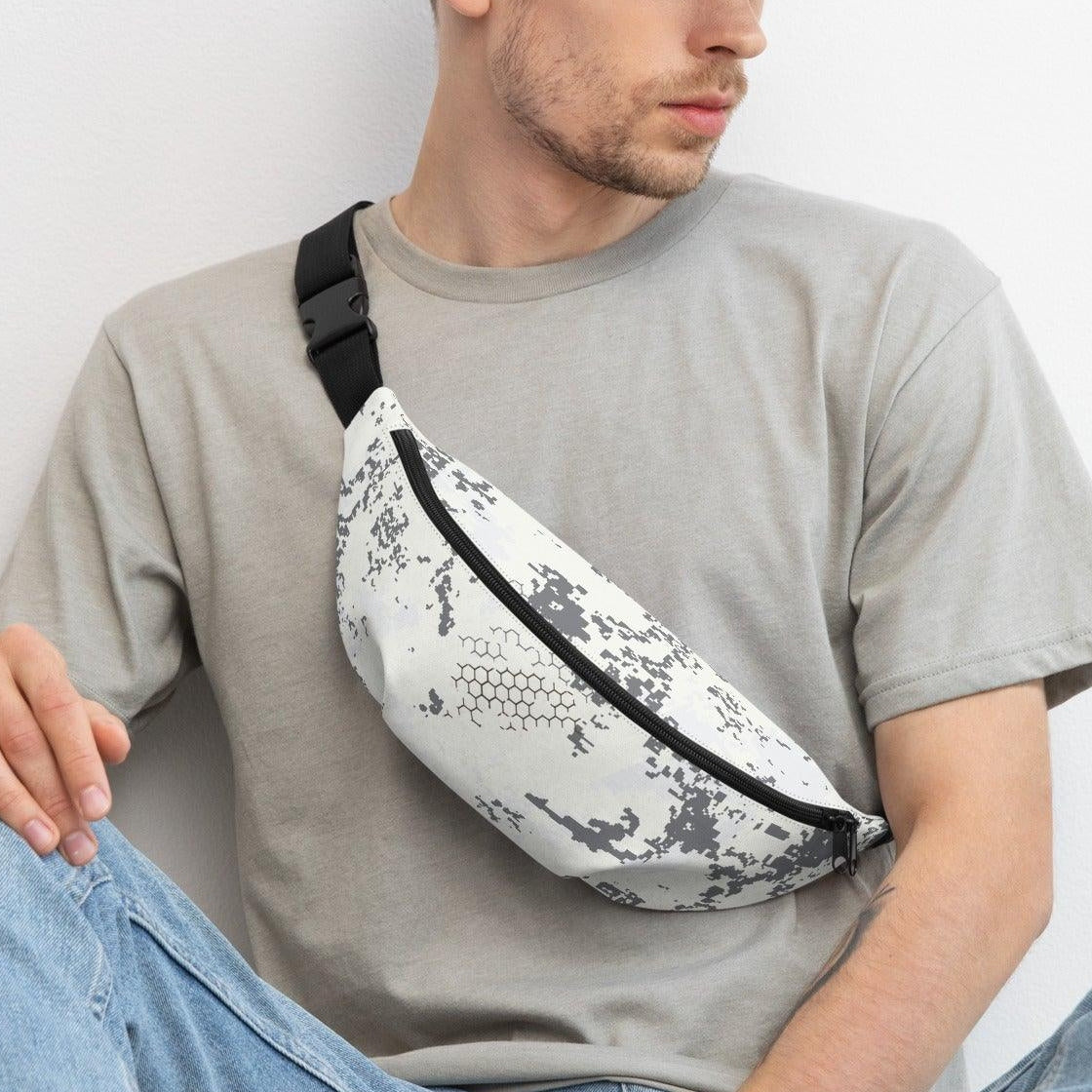 BlindTech Snow Camo Waistpack - Concealing Coloration