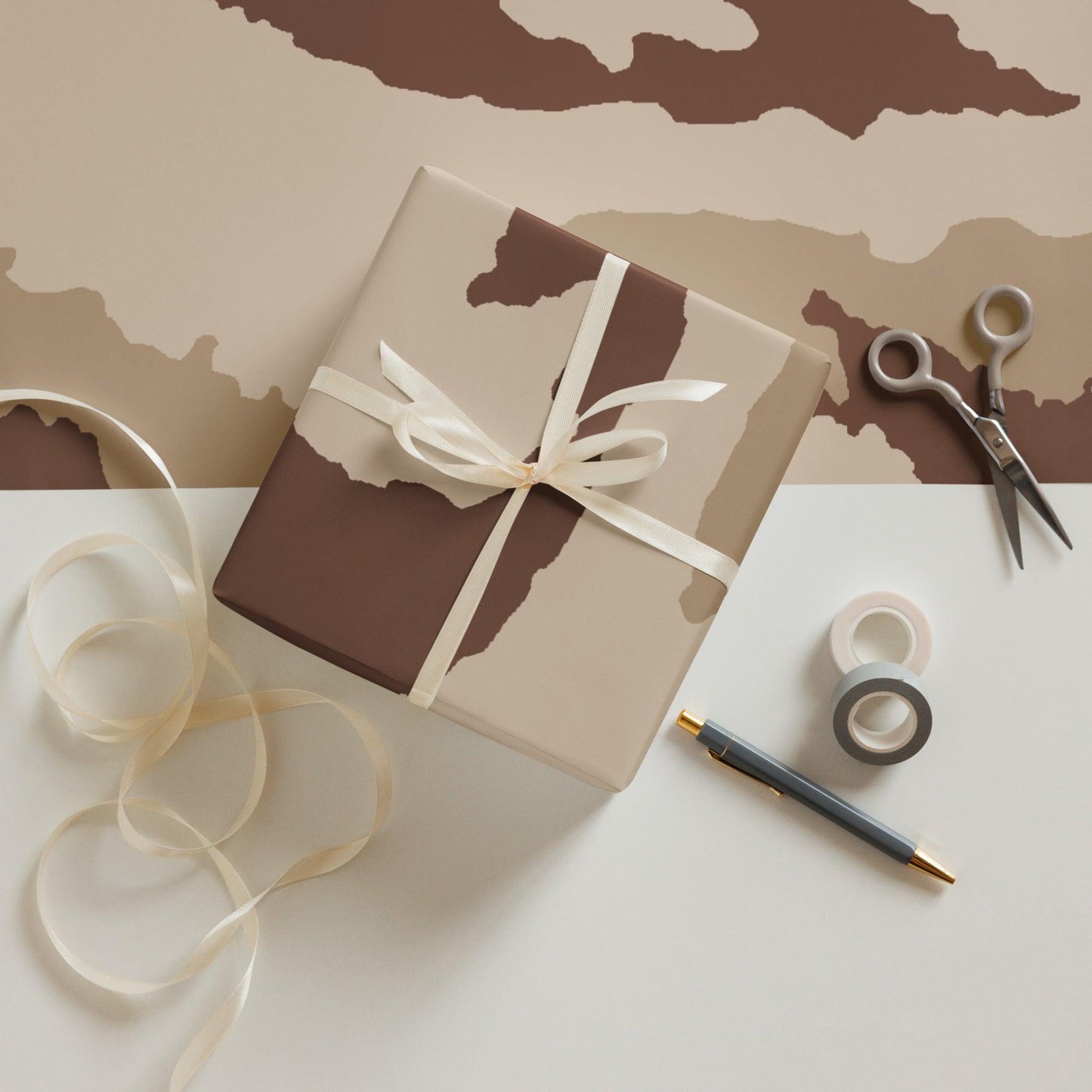 Daguet Desert Camo Wrapping Paper - Concealing Coloration