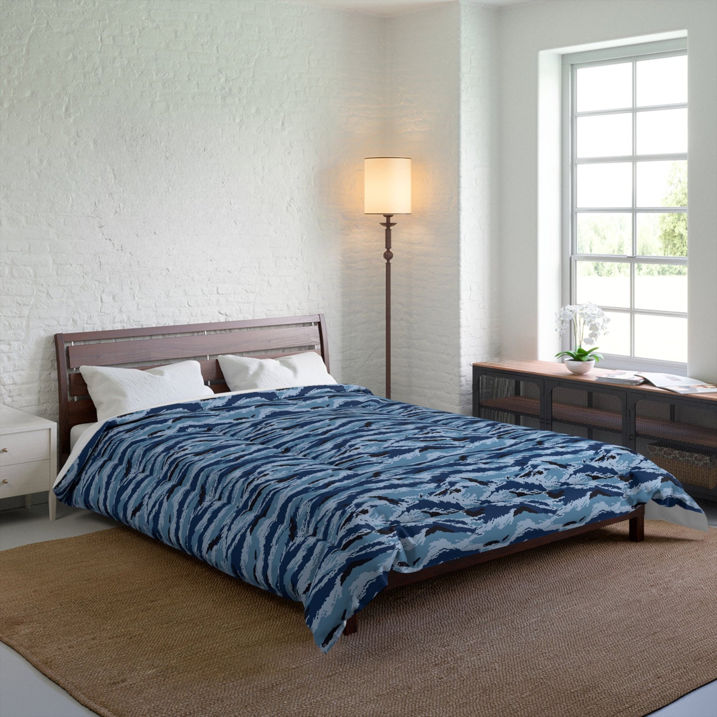 Kamysh Blue Camo Queen Bed Comforter - Concealing Coloration