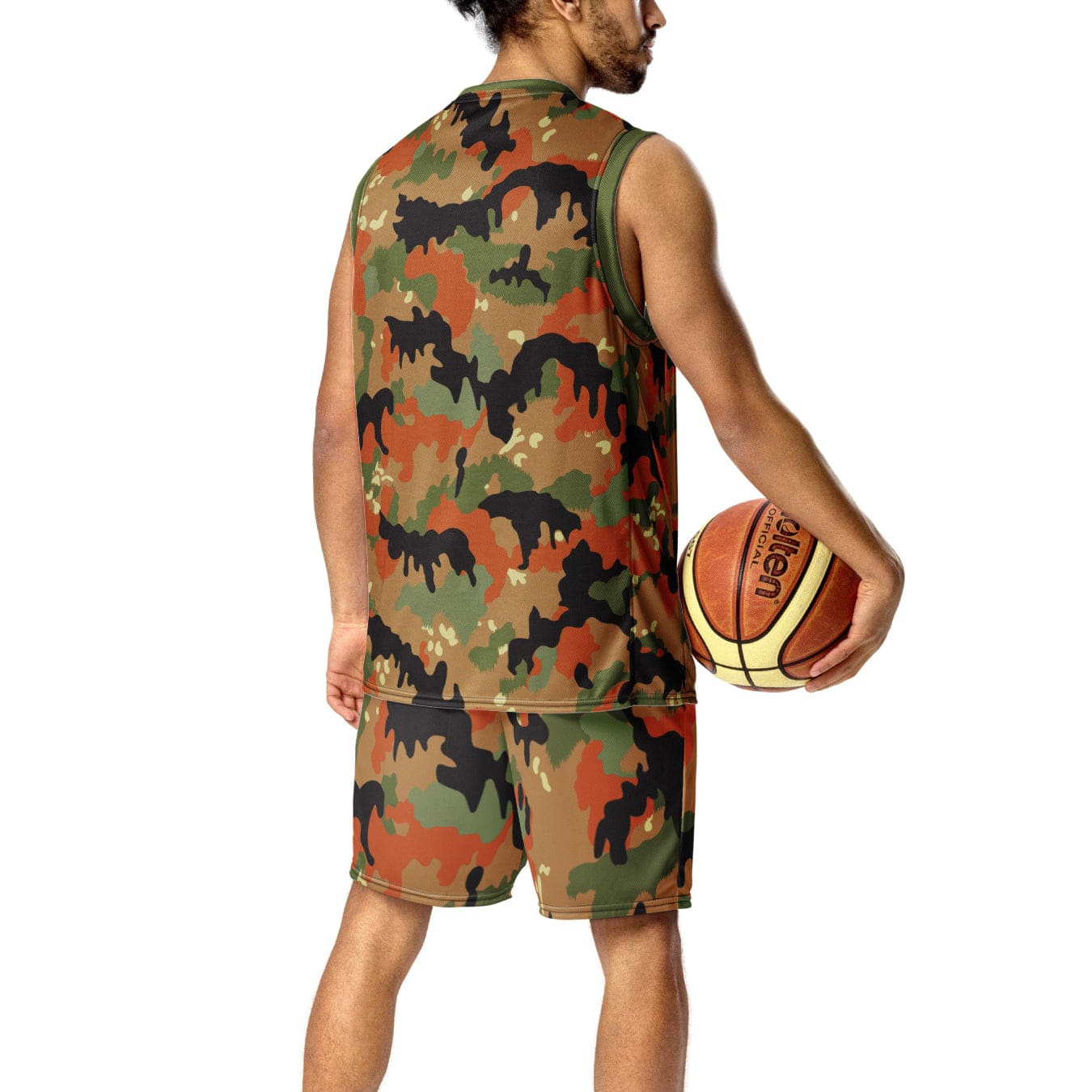 Leibermuster Camo Basketball Shorts _ Concealing Coloration