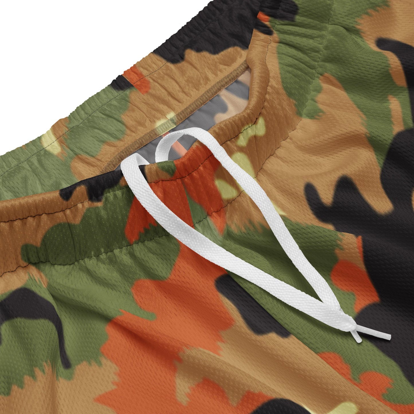 Leibermuster Camo Basketball Shorts _ Concealing Coloration