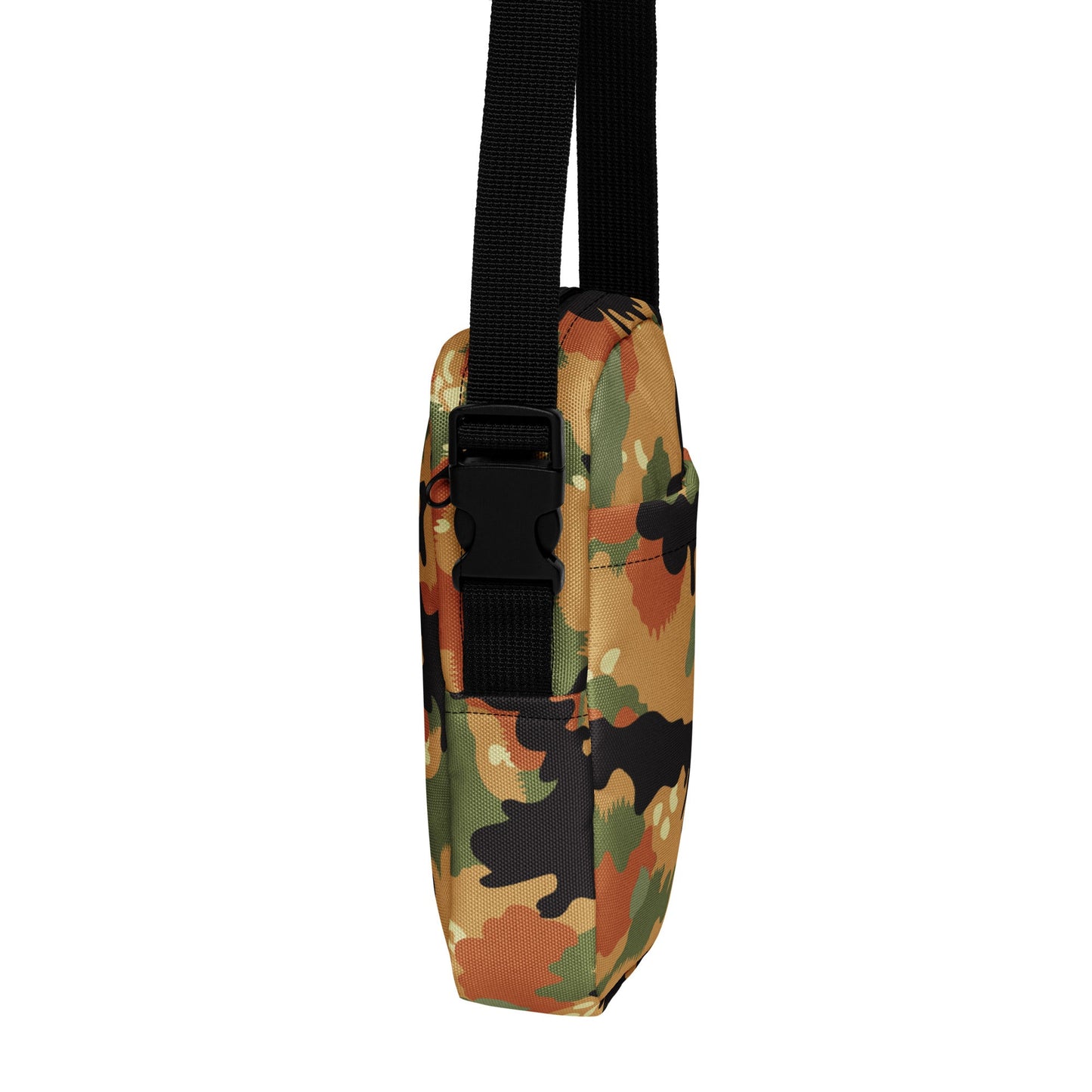 Leibermuster Camo Crossbody Bag _ Concealing Coloration