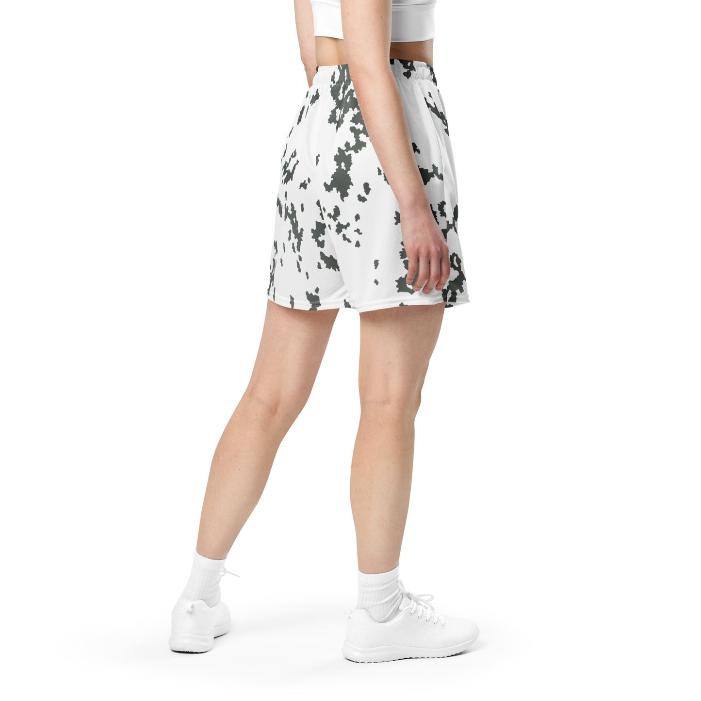 M05 Snow Camo Basketball Shorts _ Concealing Coloration