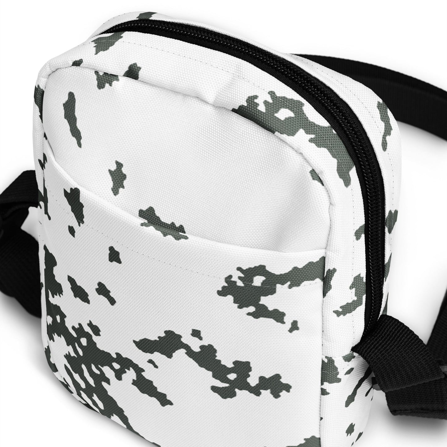 M05 Snow Camo Crossbody Bag _ Concealing Coloration