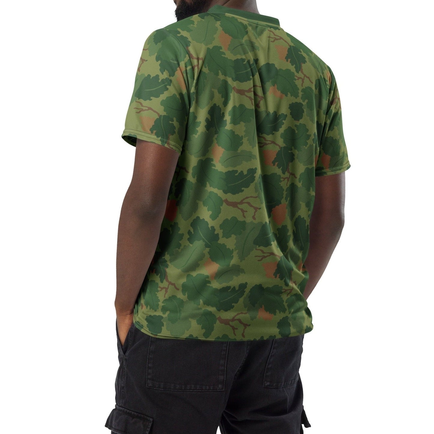Mitchell Camo Tech T-Shirt _ Concealing Coloration