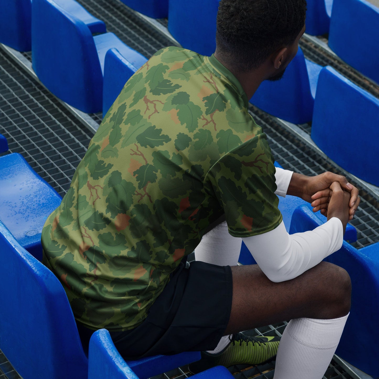 Mitchell Camo Tech T-Shirt _ Concealing Coloration