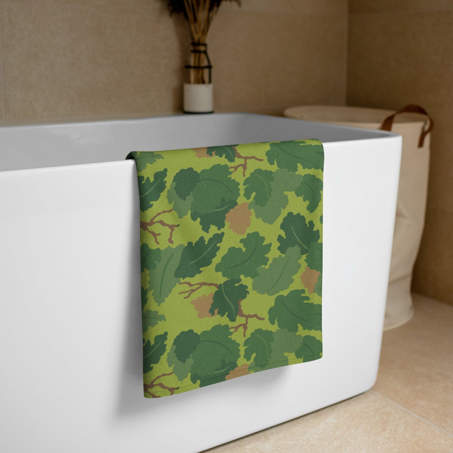 Mitchell Camo Towel _ Concealing Coloration