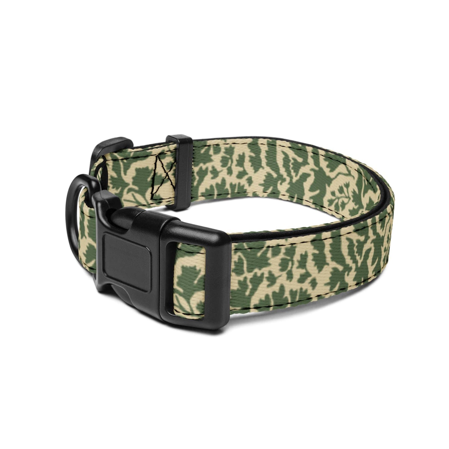 Pietruszka Camo Dog Collar _ Concealing Coloration