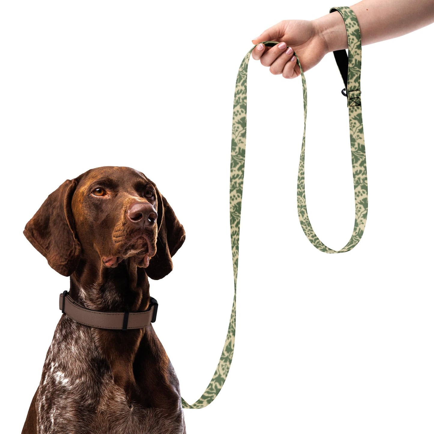 Pietruszka Camo Dog Leash _ Concealing Coloration