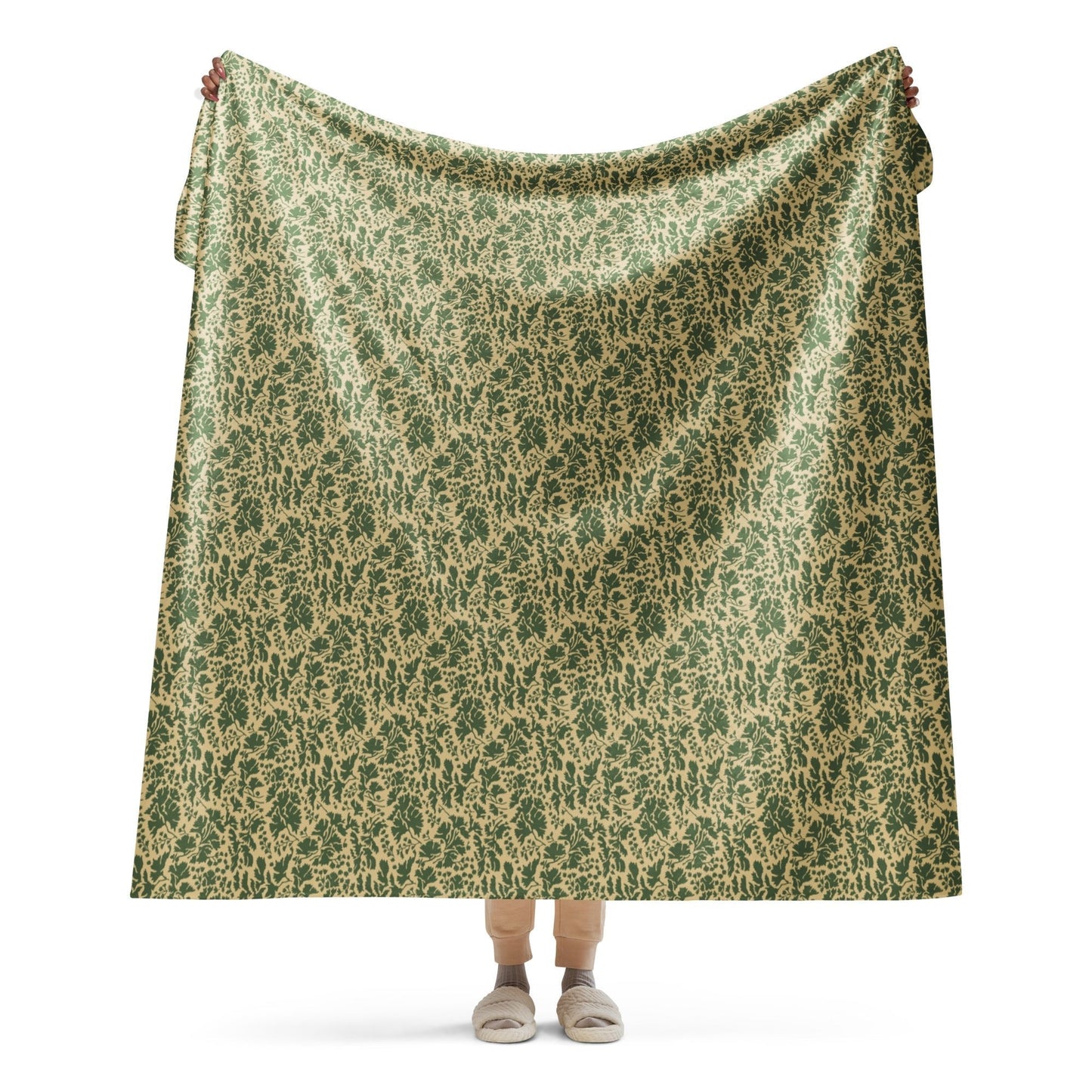 Pietruszka Camo Sherpa Blanket 60" x 80" _ Concealing Coloration