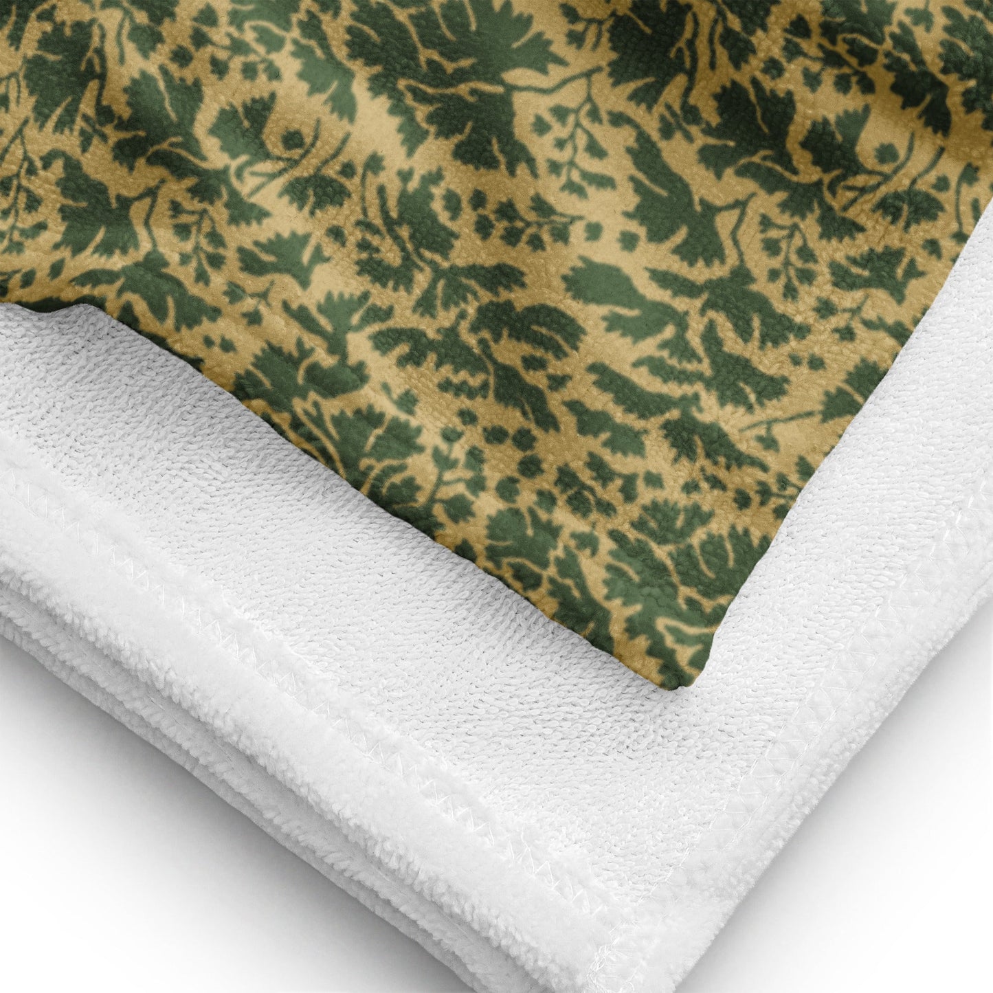 Pietruszka Camo Towel _ Concealing Coloration