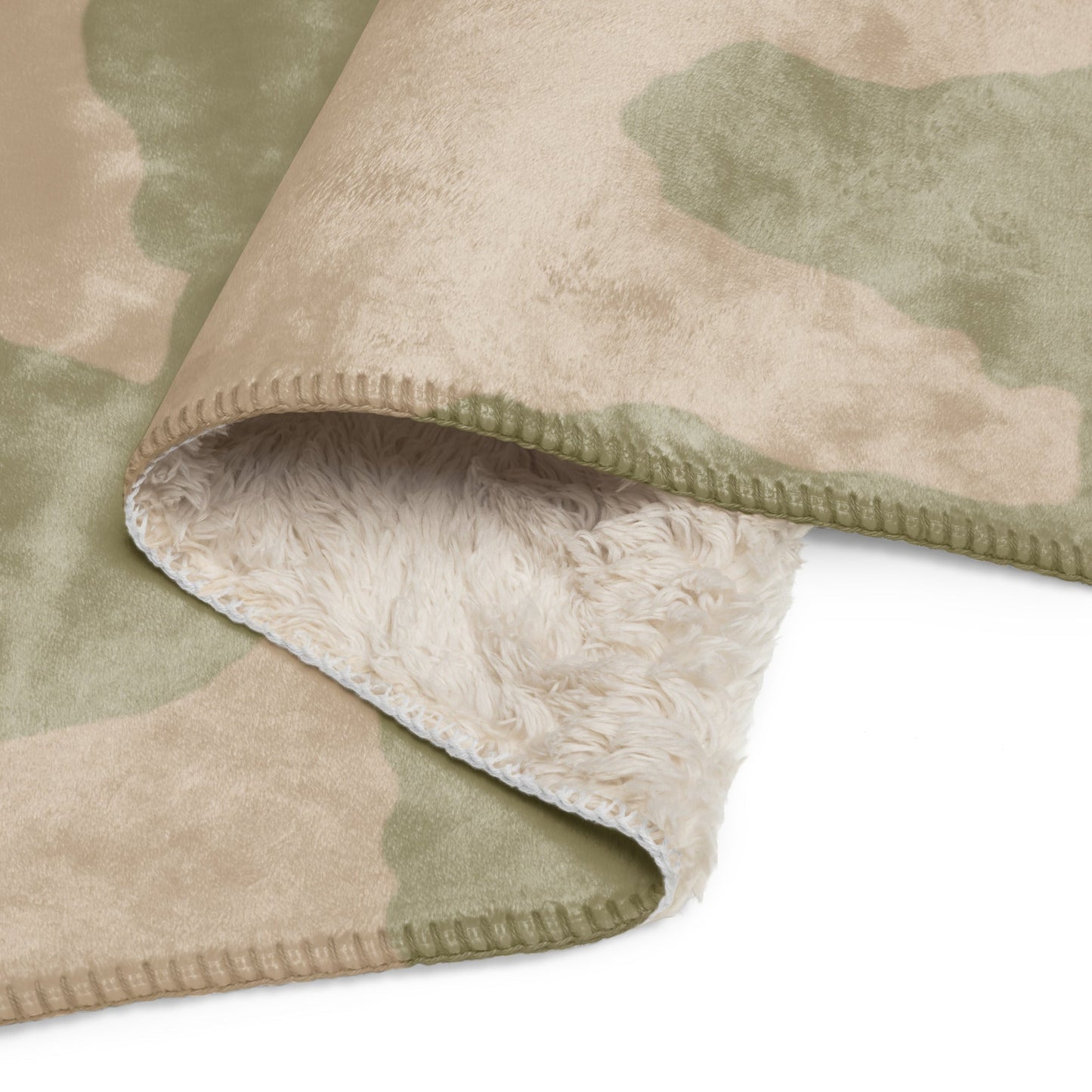 Three-Color Desert Camo Sherpa Blanket 60” × 80” _ Concealing Coloration