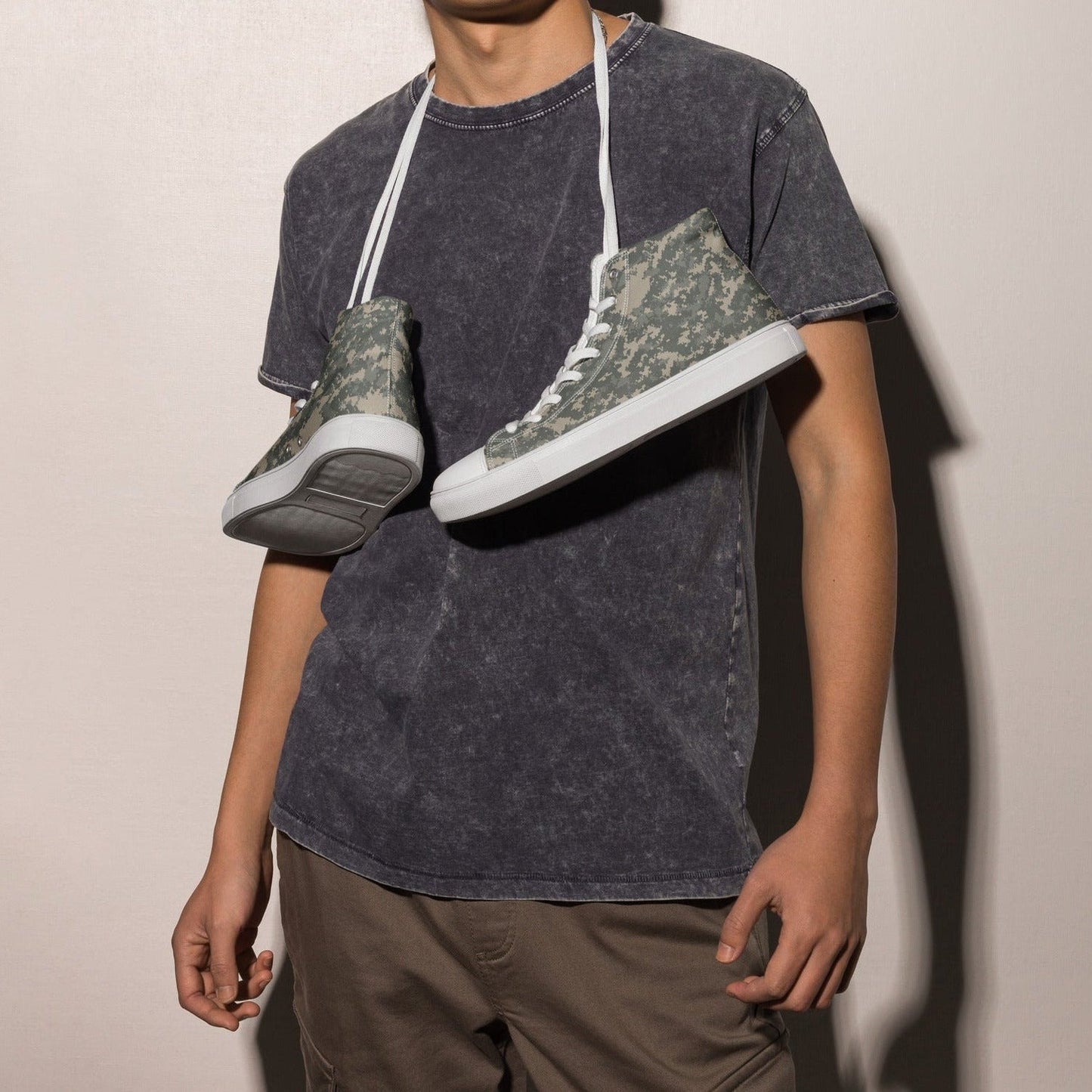 UCP Men’s Sneaker Hi - Concealing Coloration