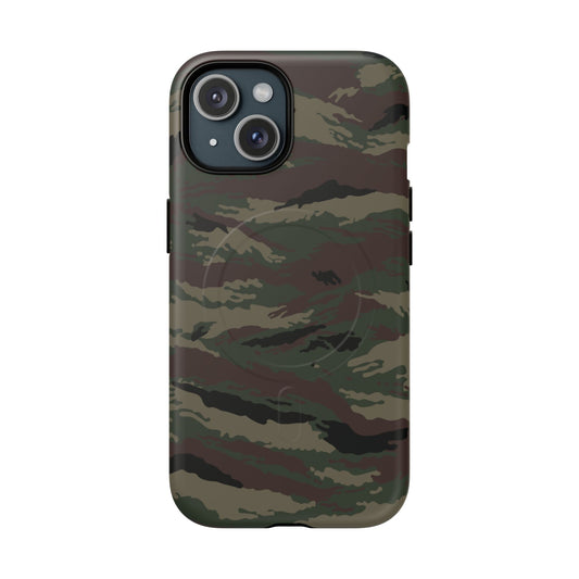 Kamysh Woodland Camo Magsafe iPhone 15 Field Case _ Concealing Coloration