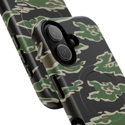 Tiger Stripe LLS Camo MagSafe iPhone 17 Field Case