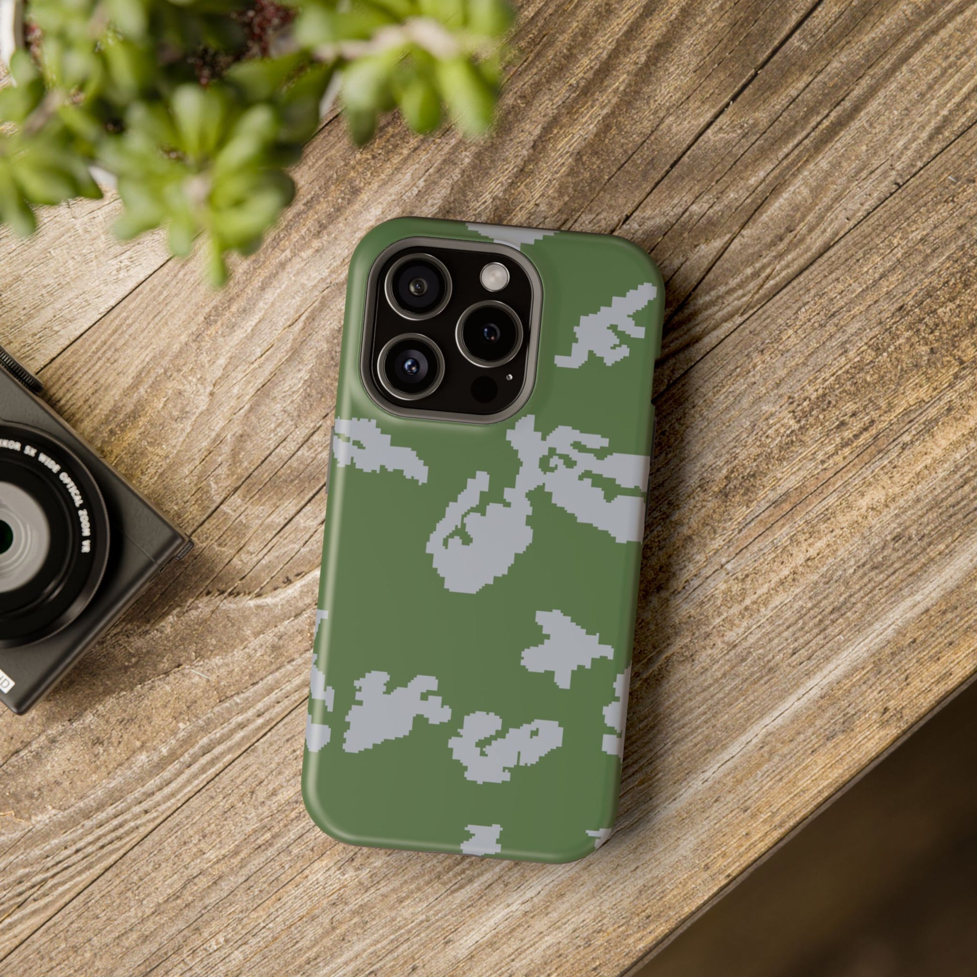KLMK Camo MagSafe iPhone 15 Pro Field Case _ Concealing Coloration