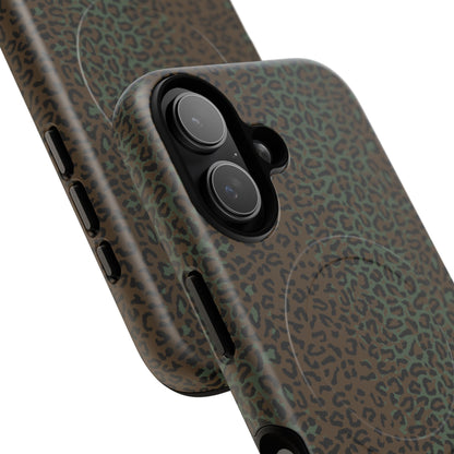 Leopard Spot Camo MagSafe iPhone 17 Field Case