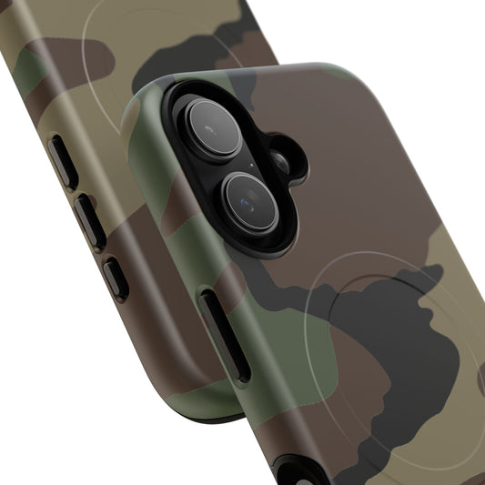 M81 Woodland Camo MagSafe iPhone 17 Field Case