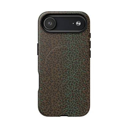 Leopard Spot Camo MagSafe iPhone 17 Field Case