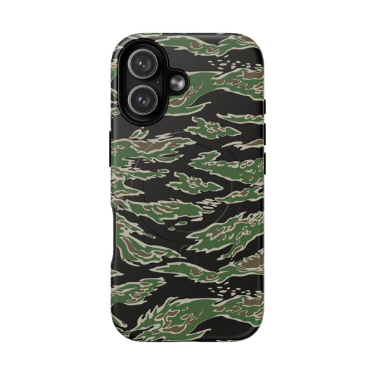 Tiger Stripe LLS Camo MagSafe iPhone 17 Field Case
