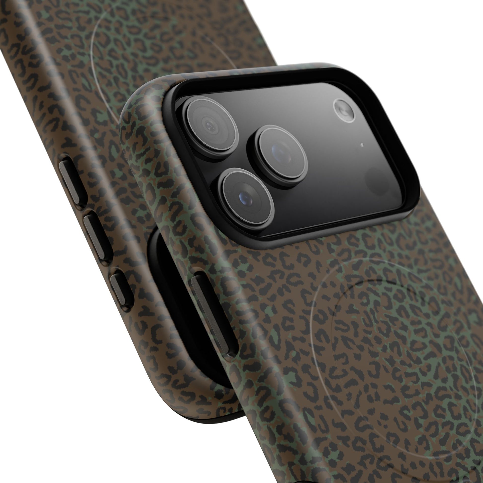 Leopard Spot Camo MagSafe iPhone 17 Field Case