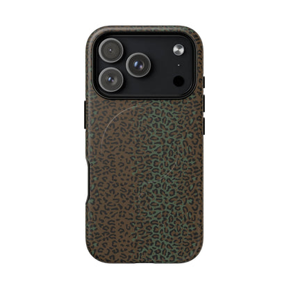 Leopard Spot Camo MagSafe iPhone 17 Field Case