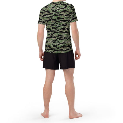 Tiger Stripe LLS Camo SS Rash Guard _ Concealing Coloration