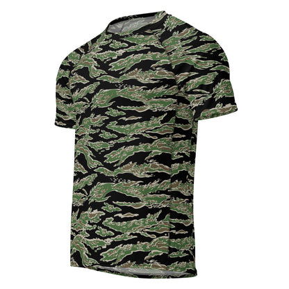 Tiger Stripe LLS Camo SS Rash Guard _ Concealing Coloration