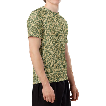 Pietruszka Camo SS Rash Guard _ Concealing Coloration