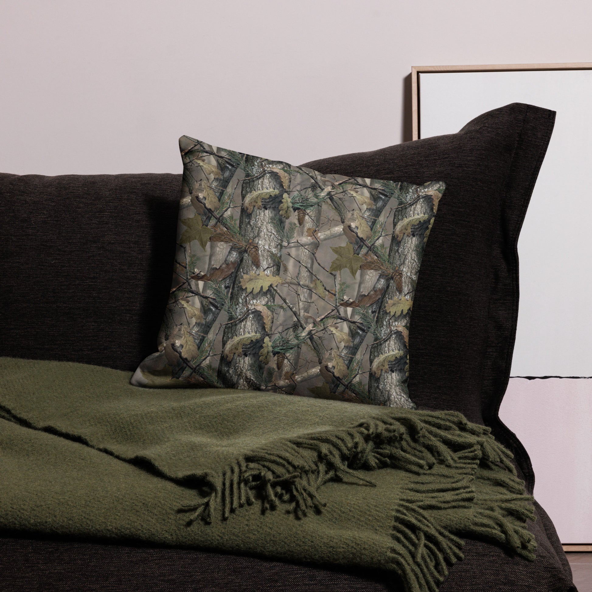 Blind Max HD Camo 18″ Throw Pillow