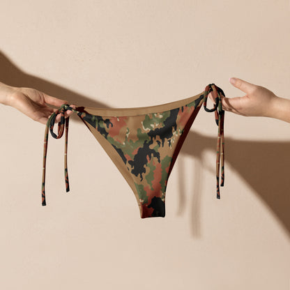 Leibermuster Camo String Bikini Bottom