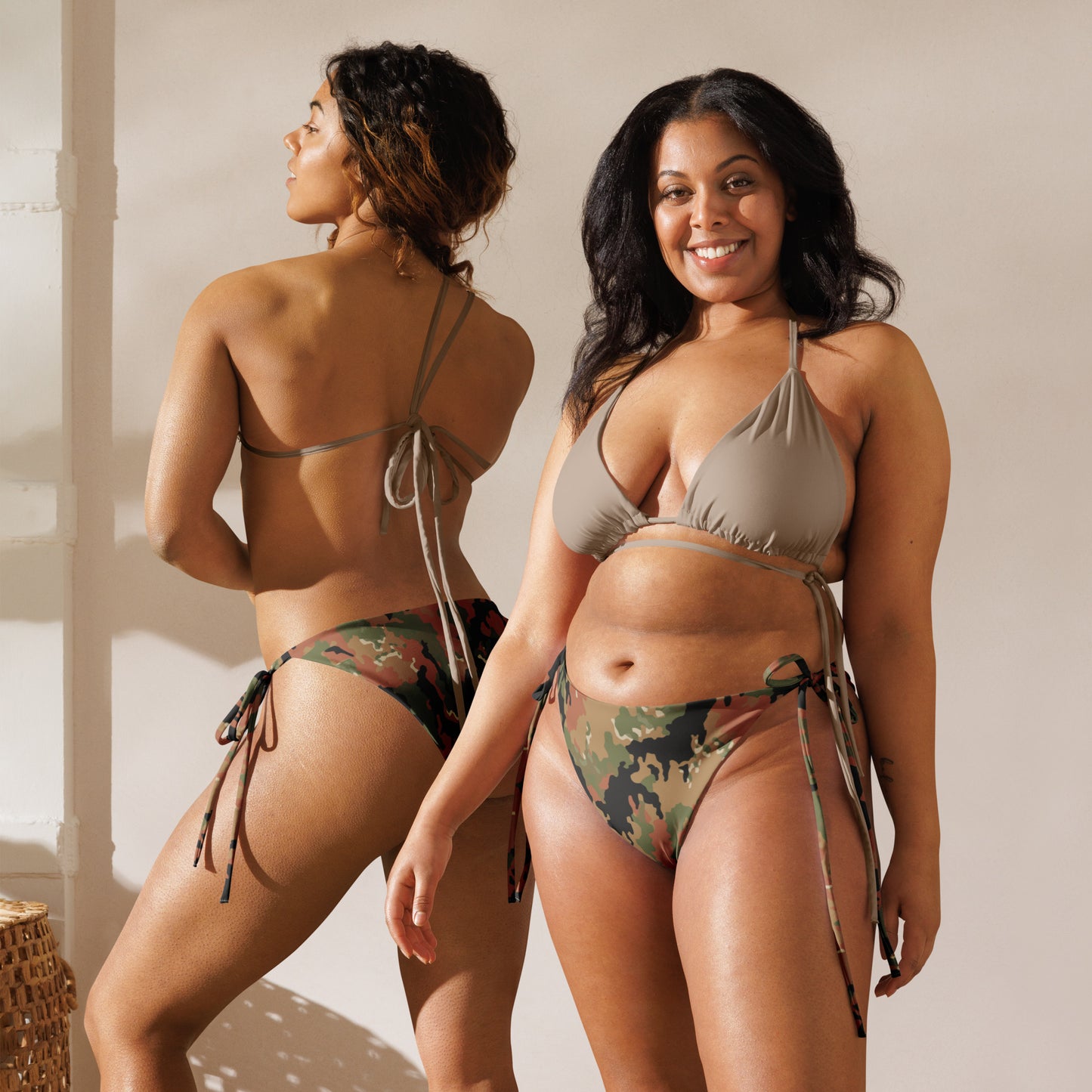 Leibermuster Camo String Bikini Bottom