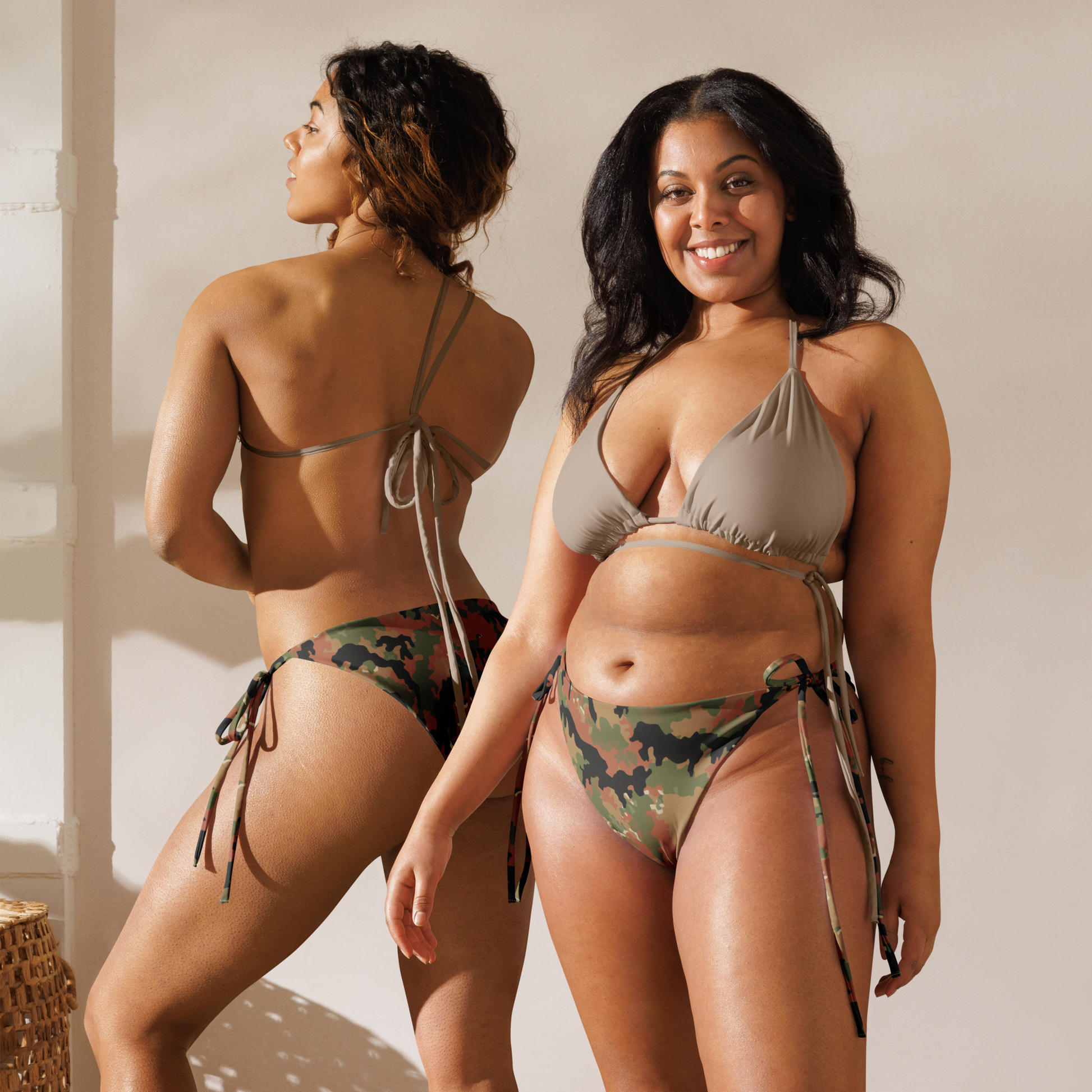 Leibermuster Camo String Bikini Bottom