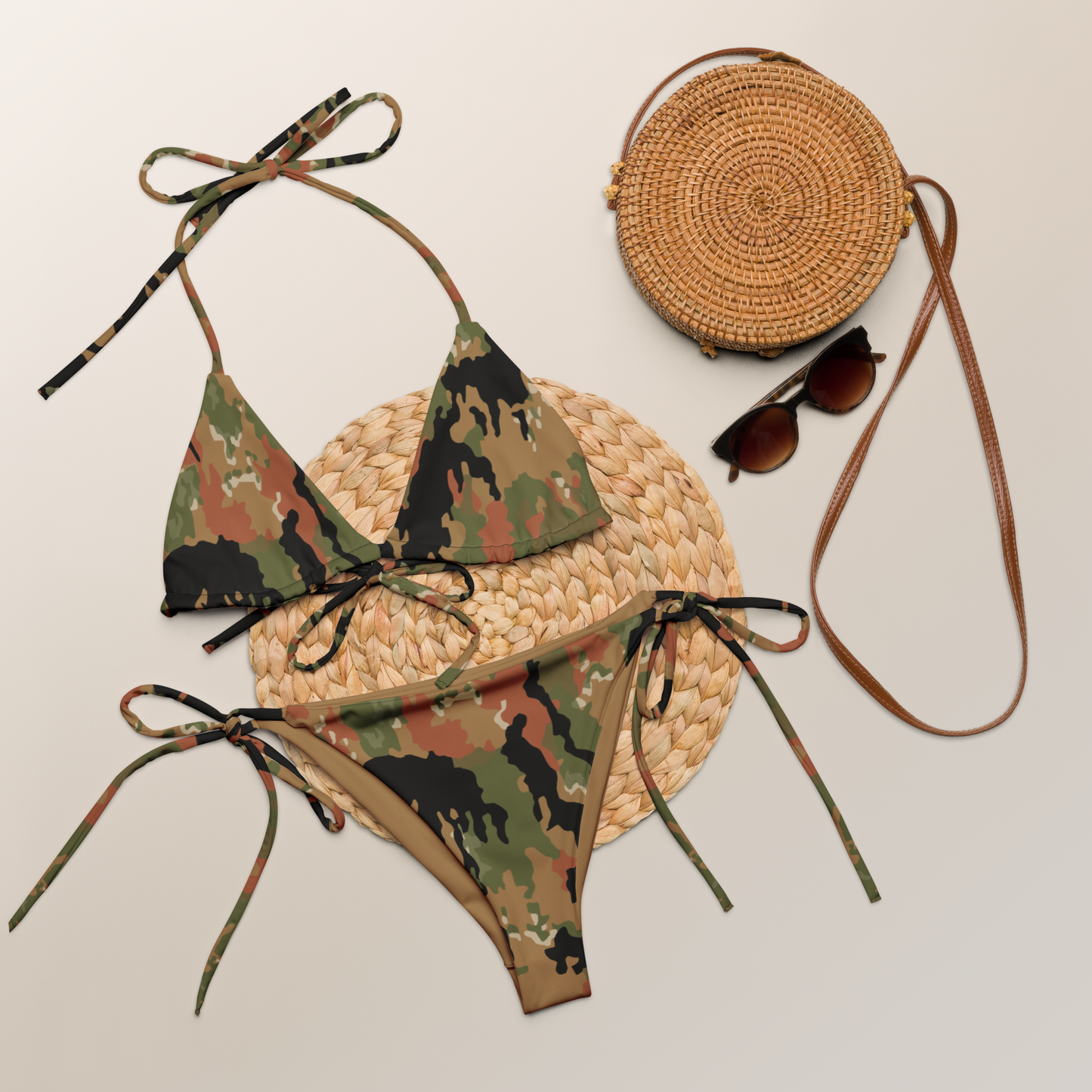 Leibermuster Camo String Bikini Set