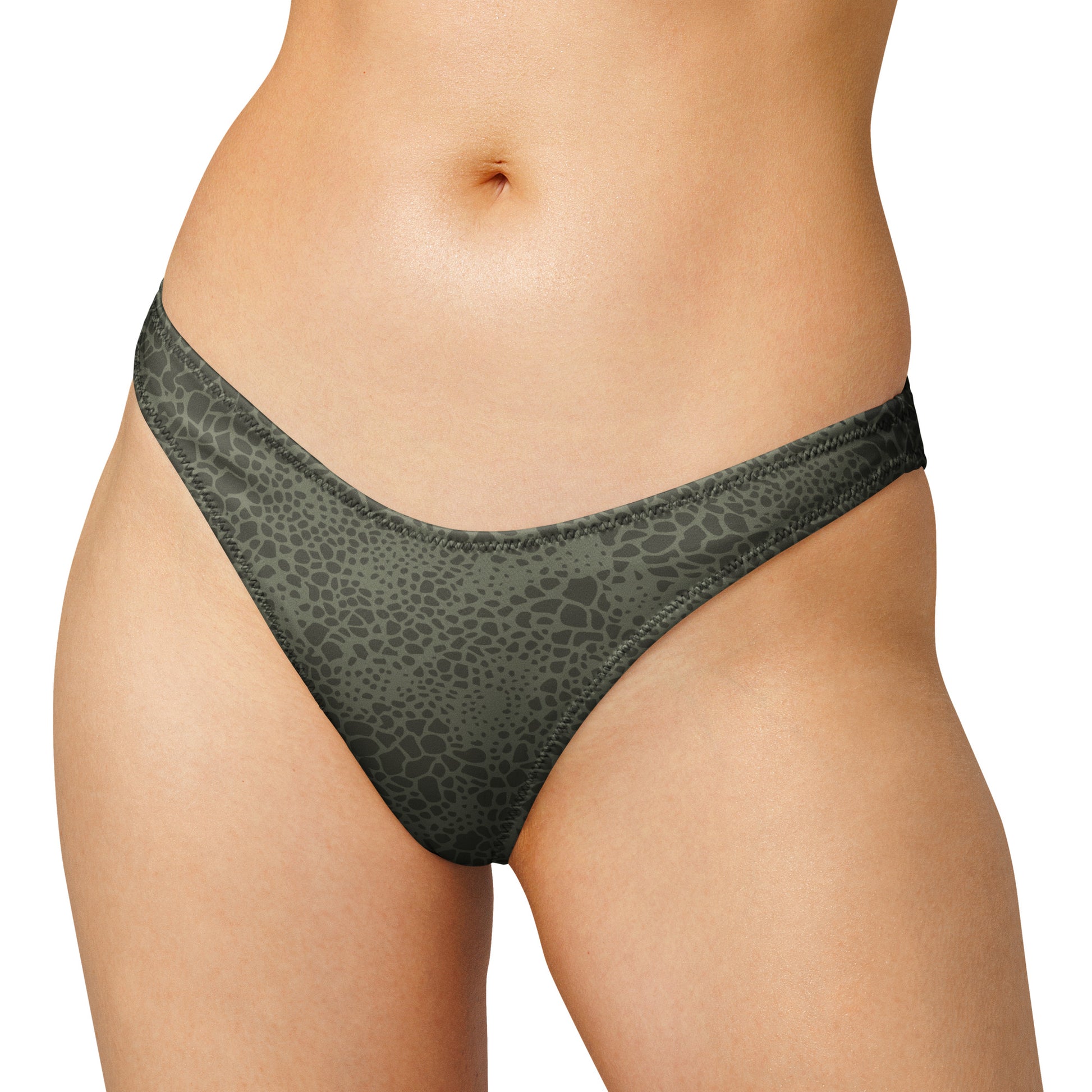 Wz. 89 Puma Camo High-leg Bikini Bottom _ Concealing Coloration