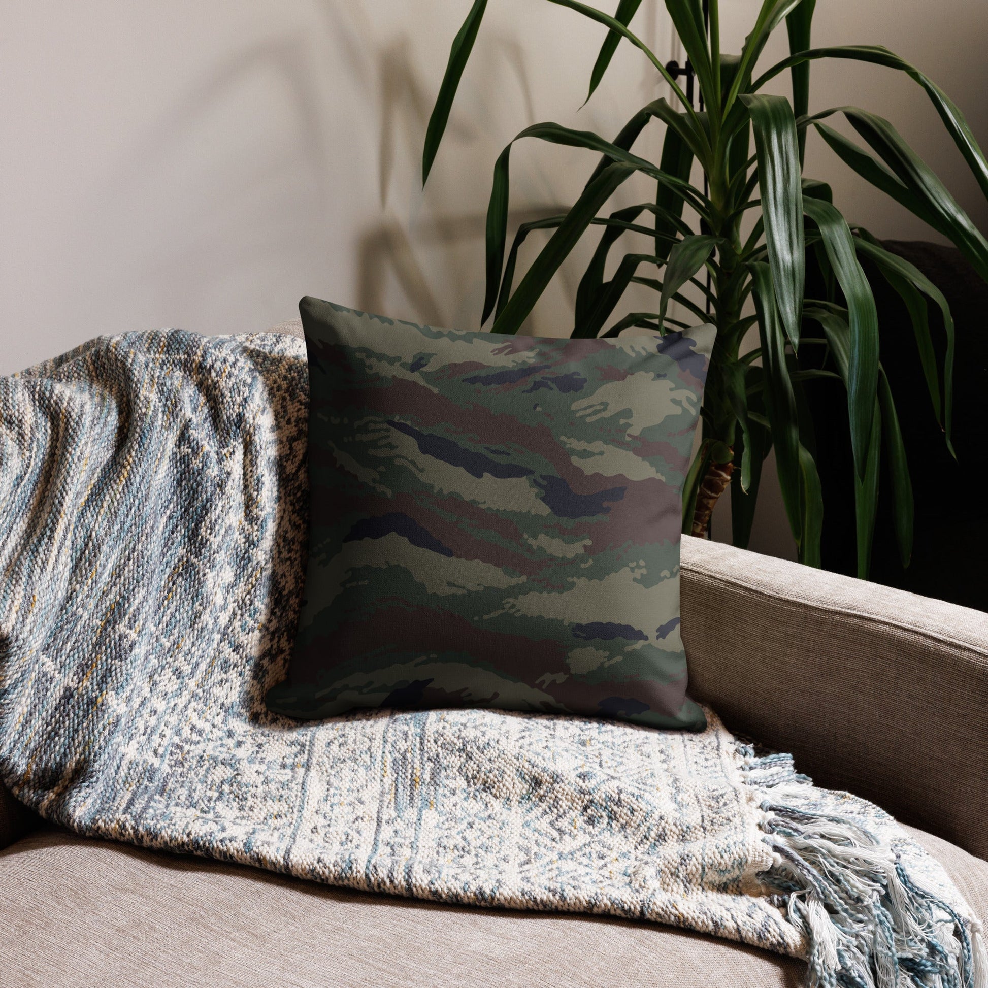 Kamysh Woodland Camo 18" Throw Pillow _ Concealing Coloration
