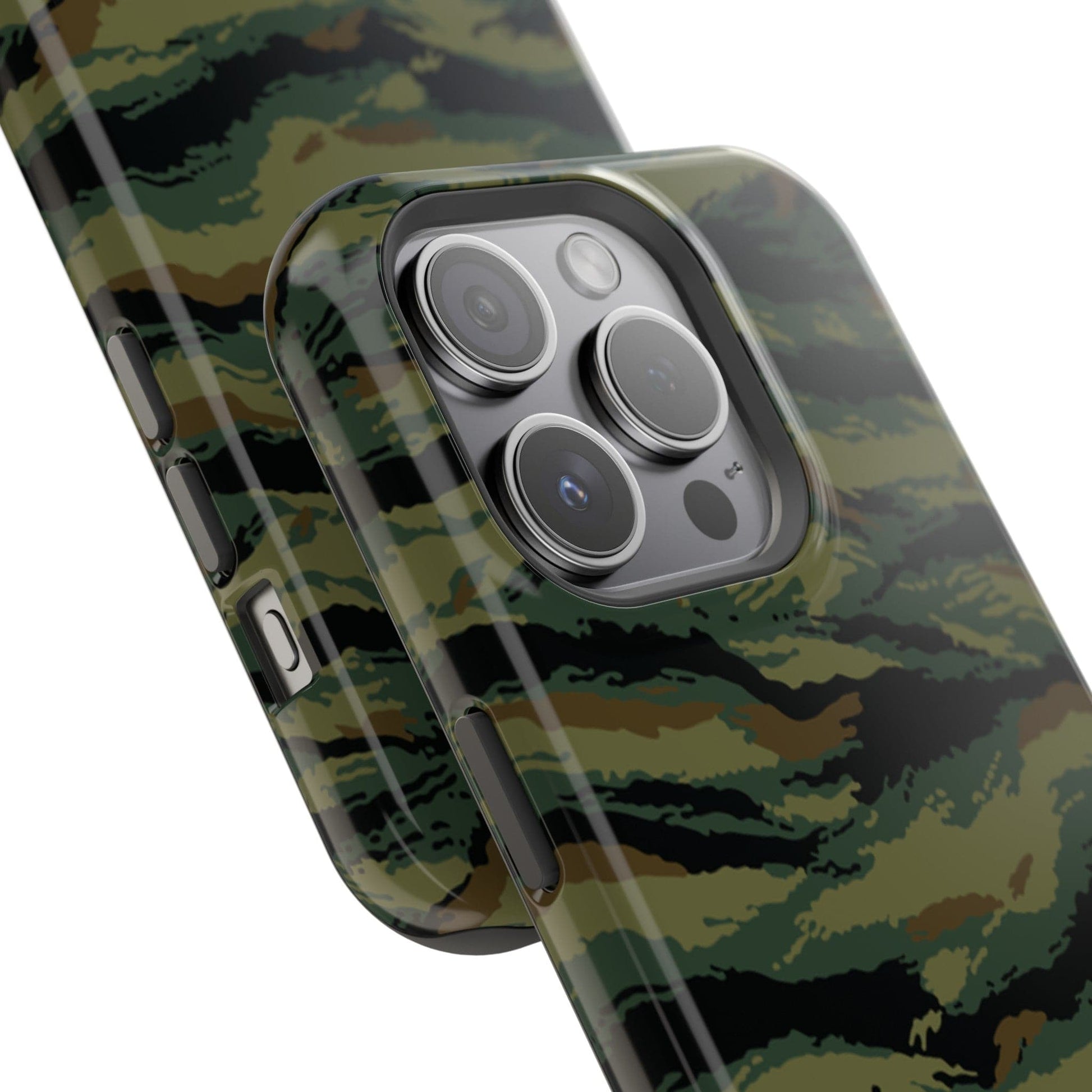 Kamysh Woodland Tigr Camo Magsafe iPhone 15 Pro Field Case _ Concealing Coloration