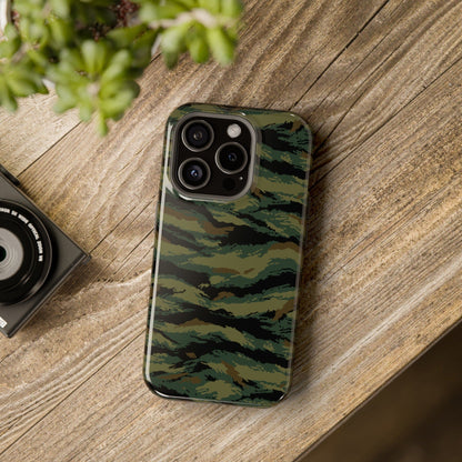 Kamysh Woodland Tigr Camo Magsafe iPhone 15 Pro Field Case _ Concealing Coloration