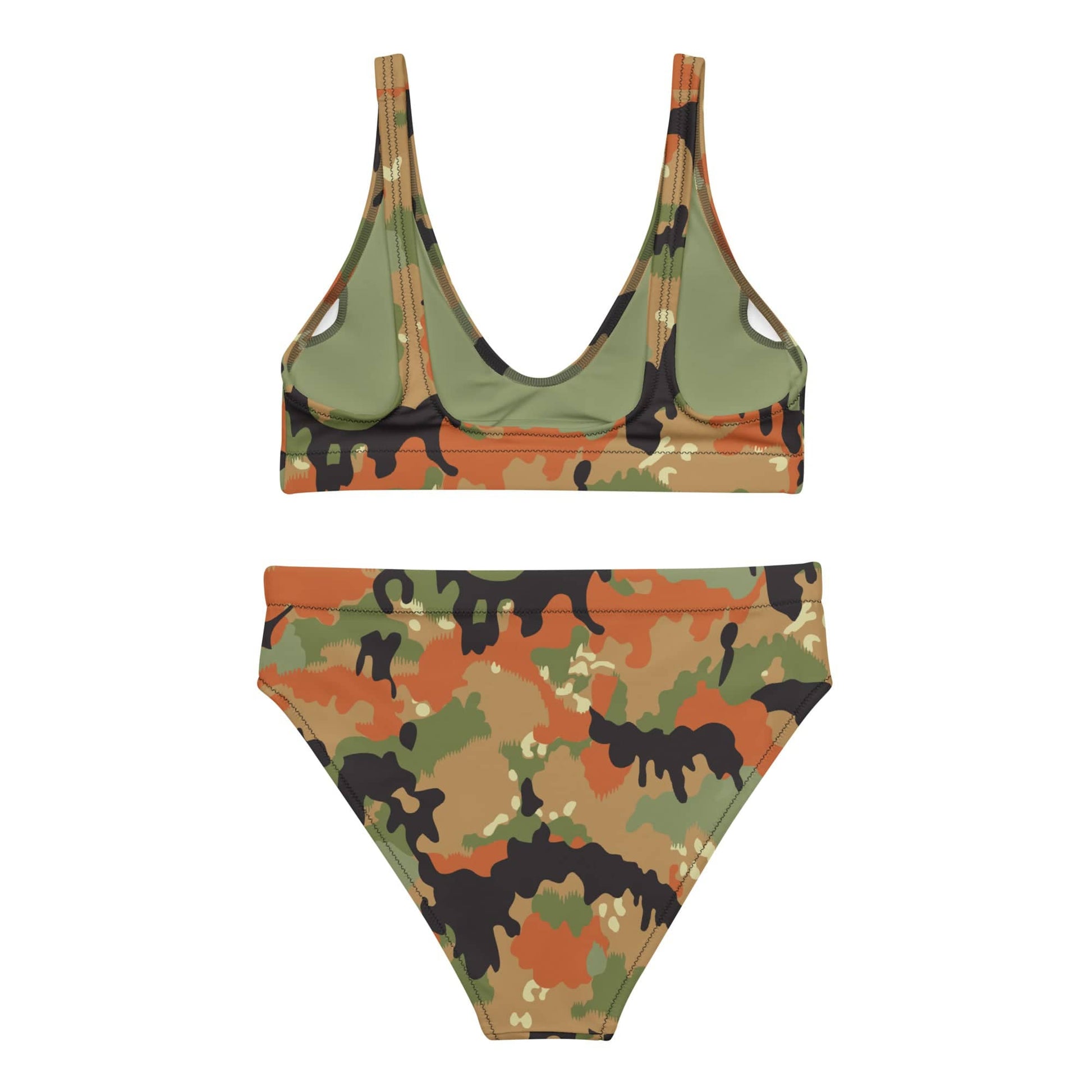 Leibermuster Camo High-Waisted Bikini Set _ Concealing Coloration