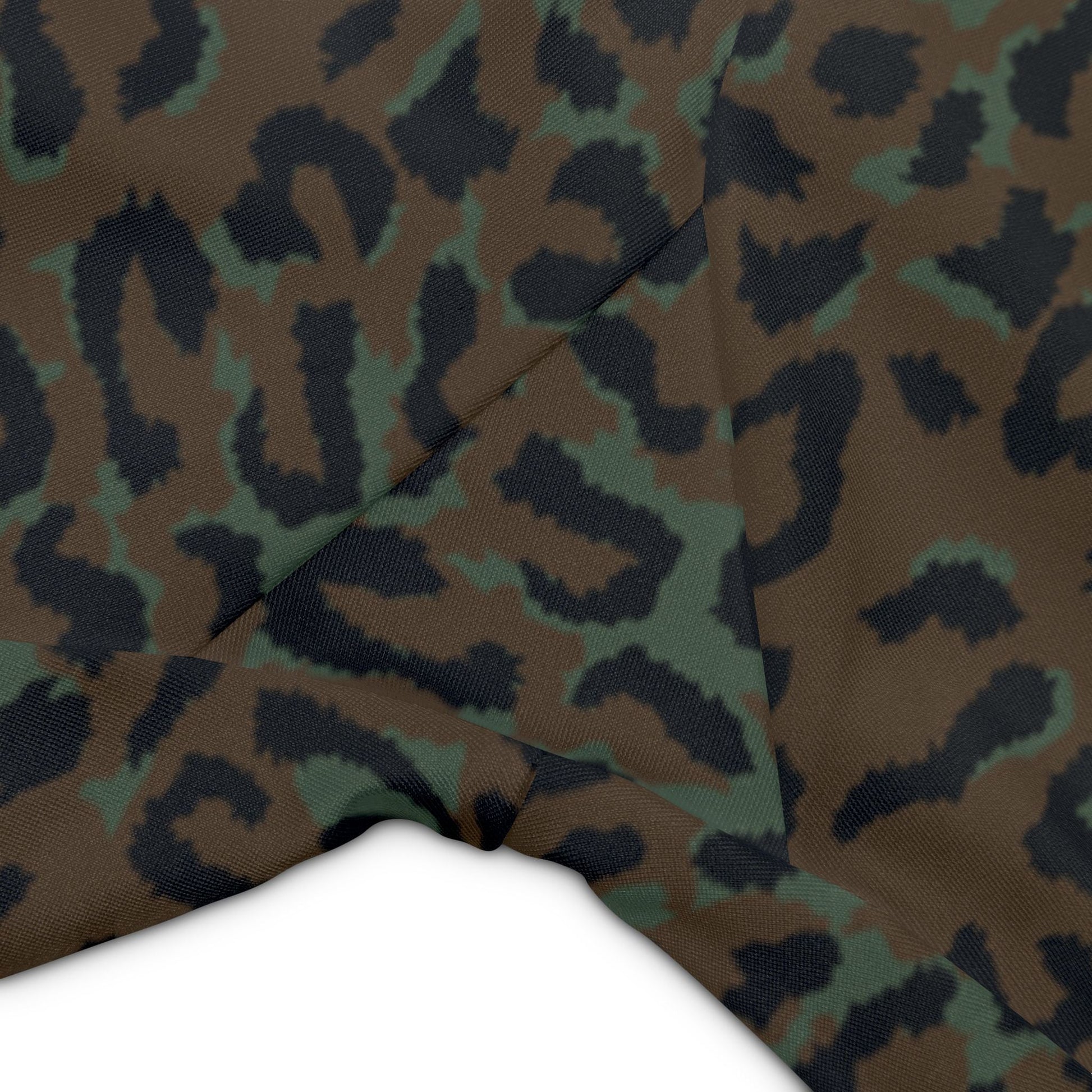 Leopard Spot Camo High-Rise Bike Shorts - Concealing Coloration