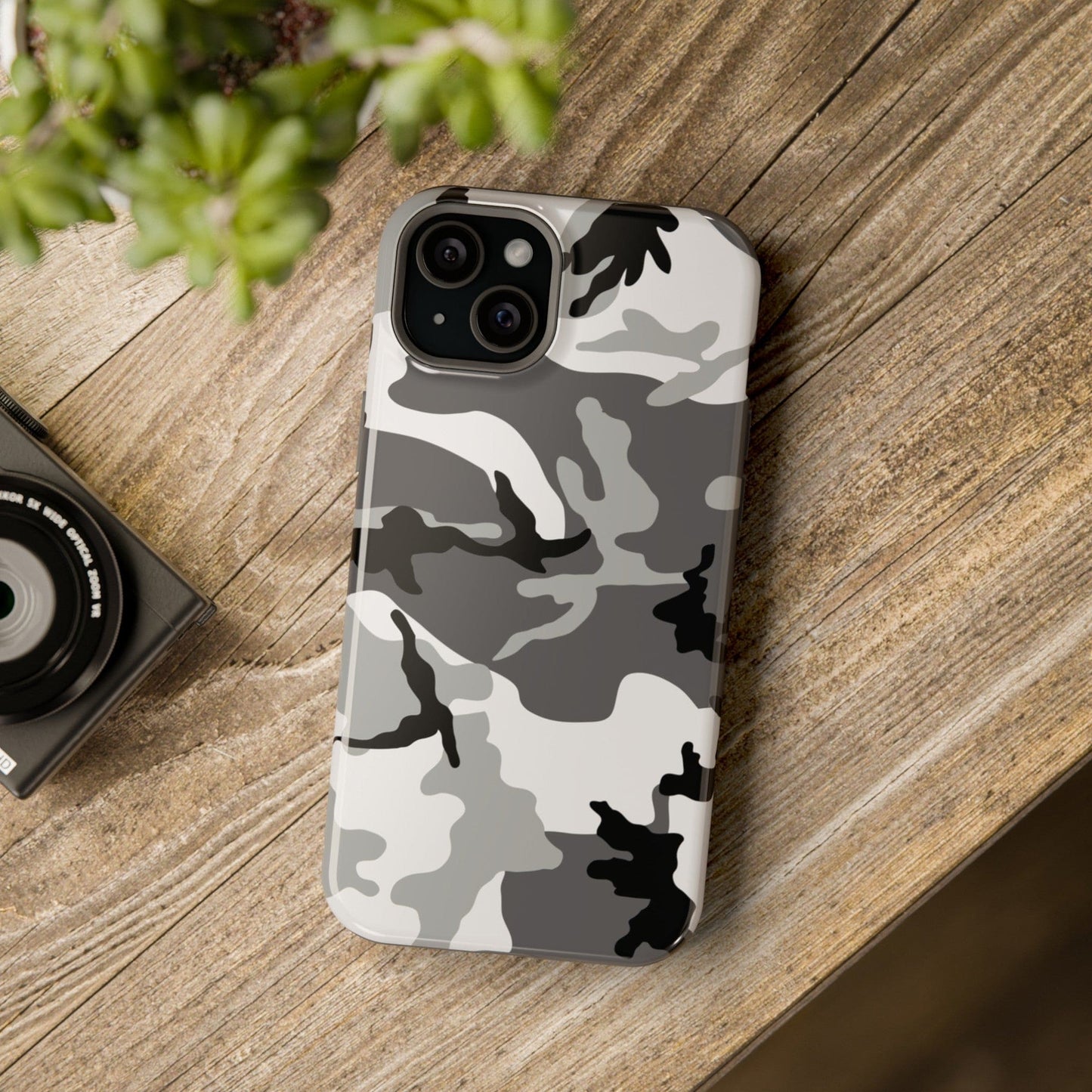 M81 Urban Camo Magsafe iPhone 15 Plus Field Case