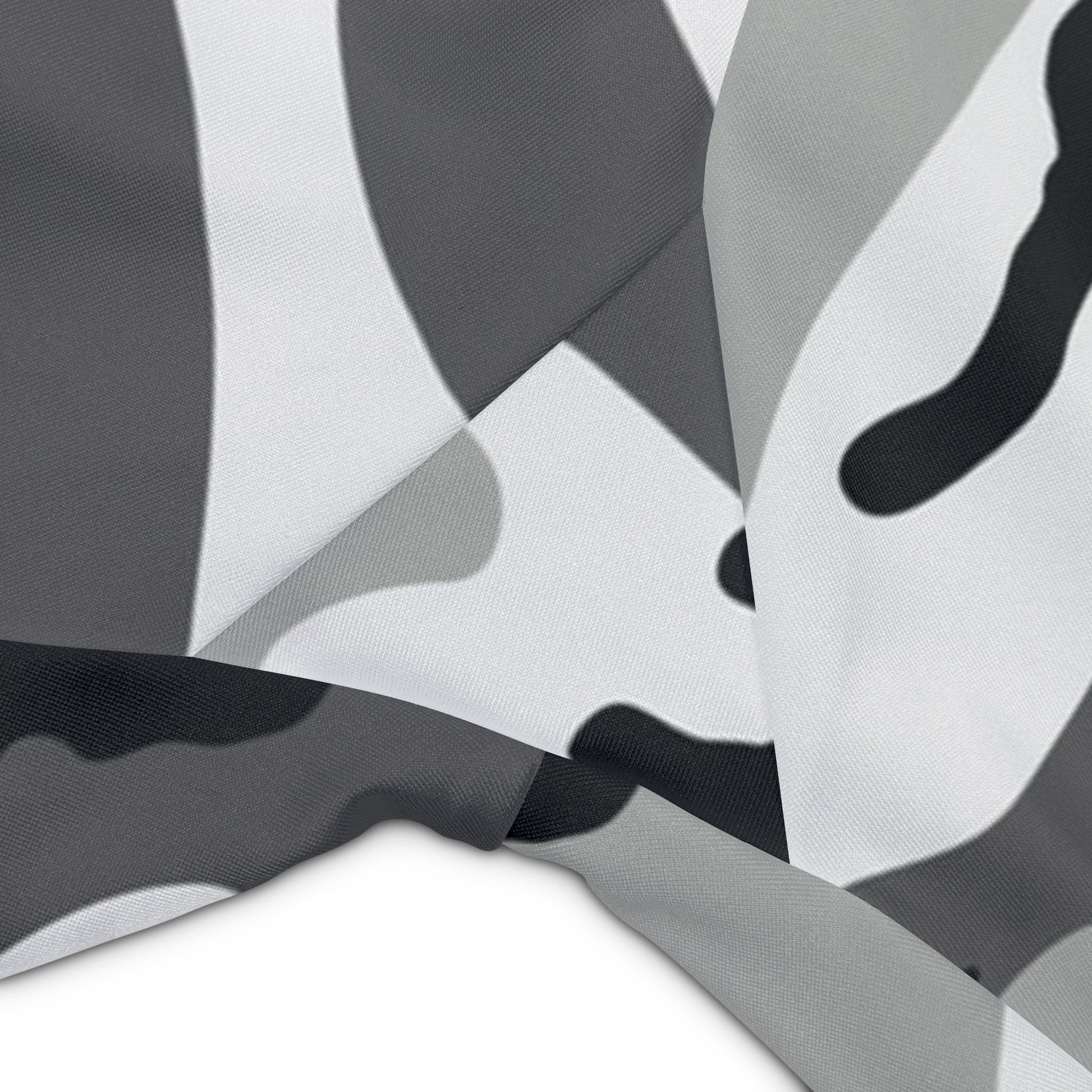 M81 Urban Woodland Camo High-Rise Bike Shorts - Concealing Coloration