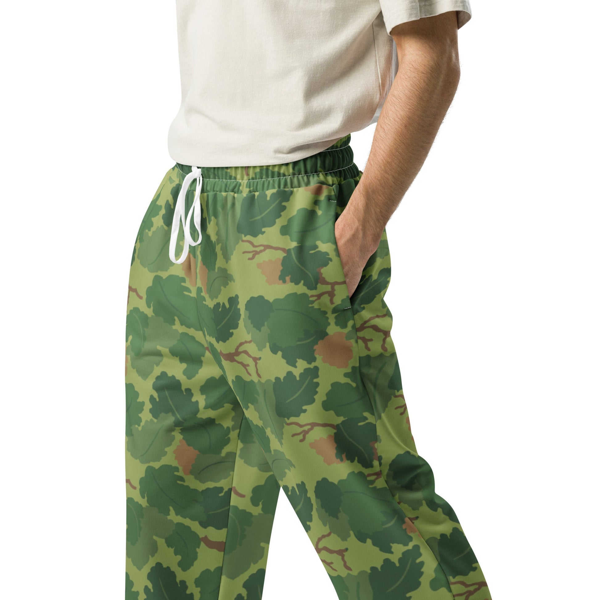 Mitchell Camo Sweatpants _ Concealing Coloration