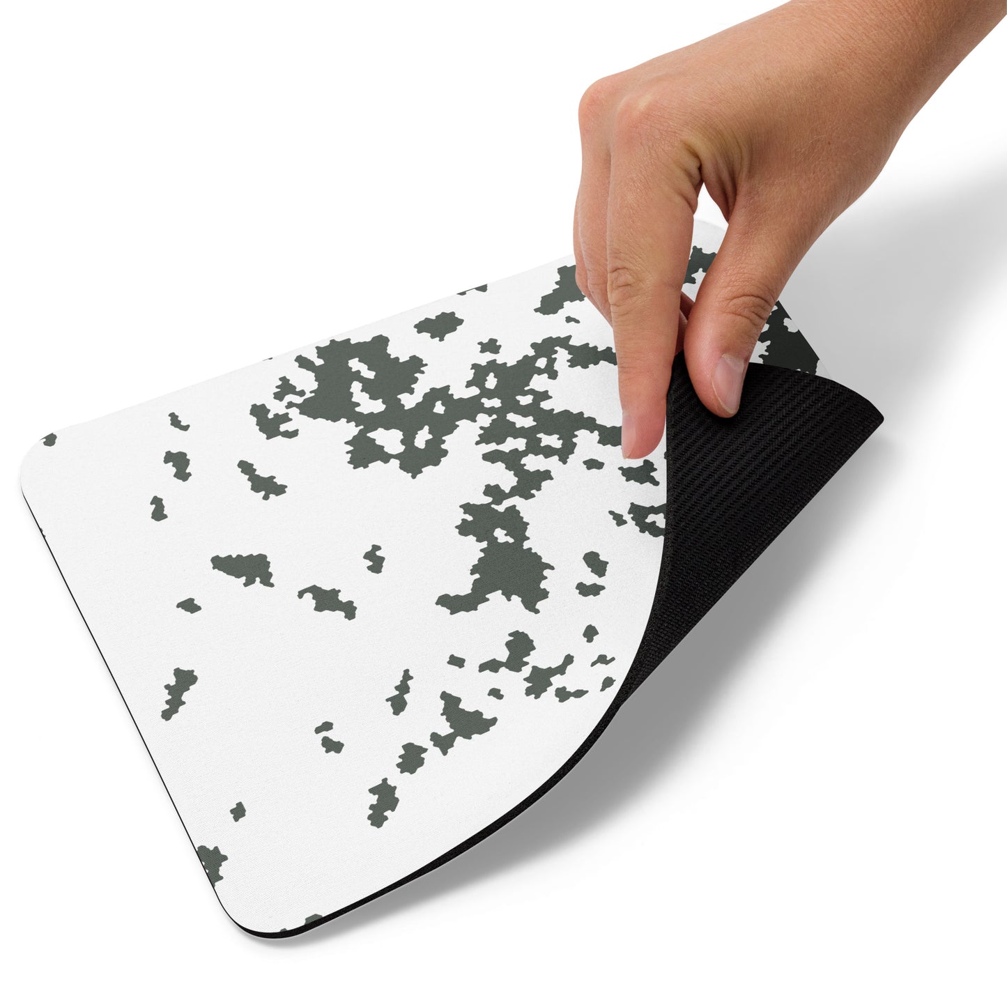 M05 Snow Camo Mouse Pad _ Concealing Coloration