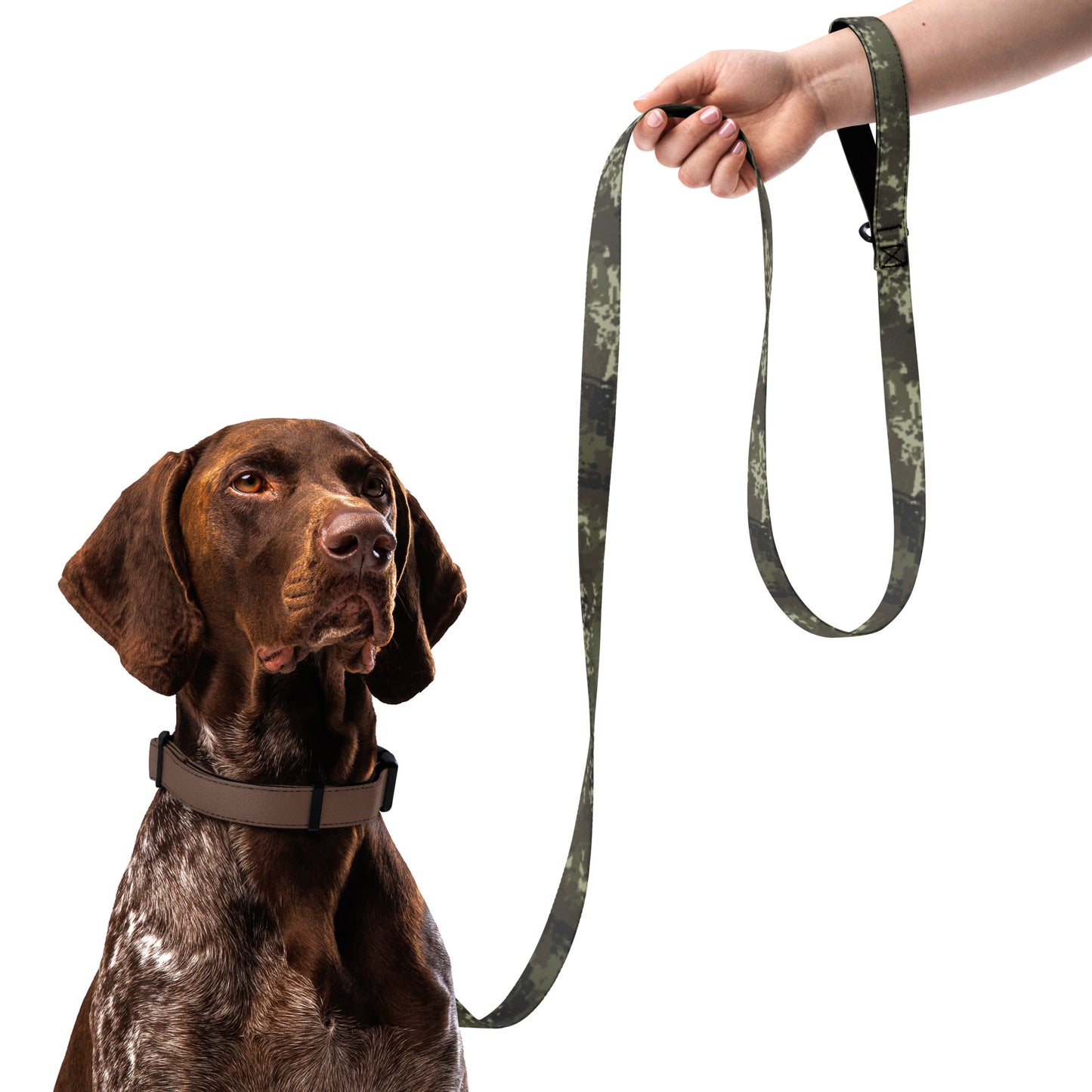 BlindTech Forest Camo Dog Leash _ Concealing Coloration