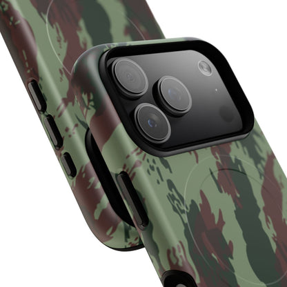 Portuguese Lizard Camo MagSafe iPhone 17 Pro Field Case - close-up