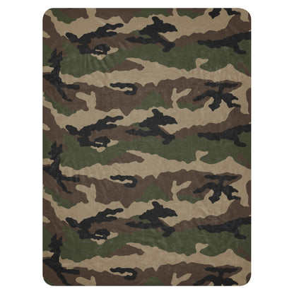 Centre-Europe Camo Sherpa Blanket – 60” × 80”