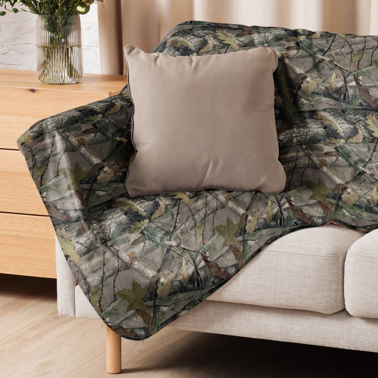 Blind Max HD Camo Sherpa Blanket – 60” × 80”